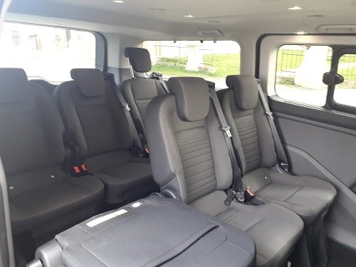 FORD Tourneo Custom 9 fő (Euro 6 )